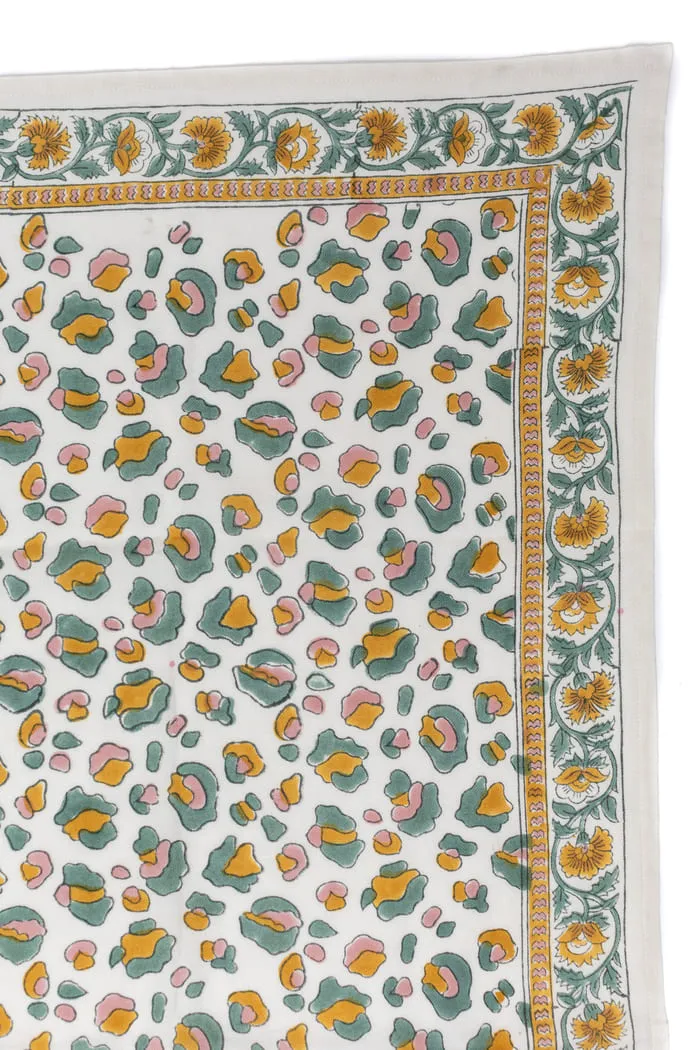 FOULARD ROSA LÉOPARD SAUGE EN COTON 100X100 CM - BLOCK PRINT ARTISANAL INDIEN – Image 3
