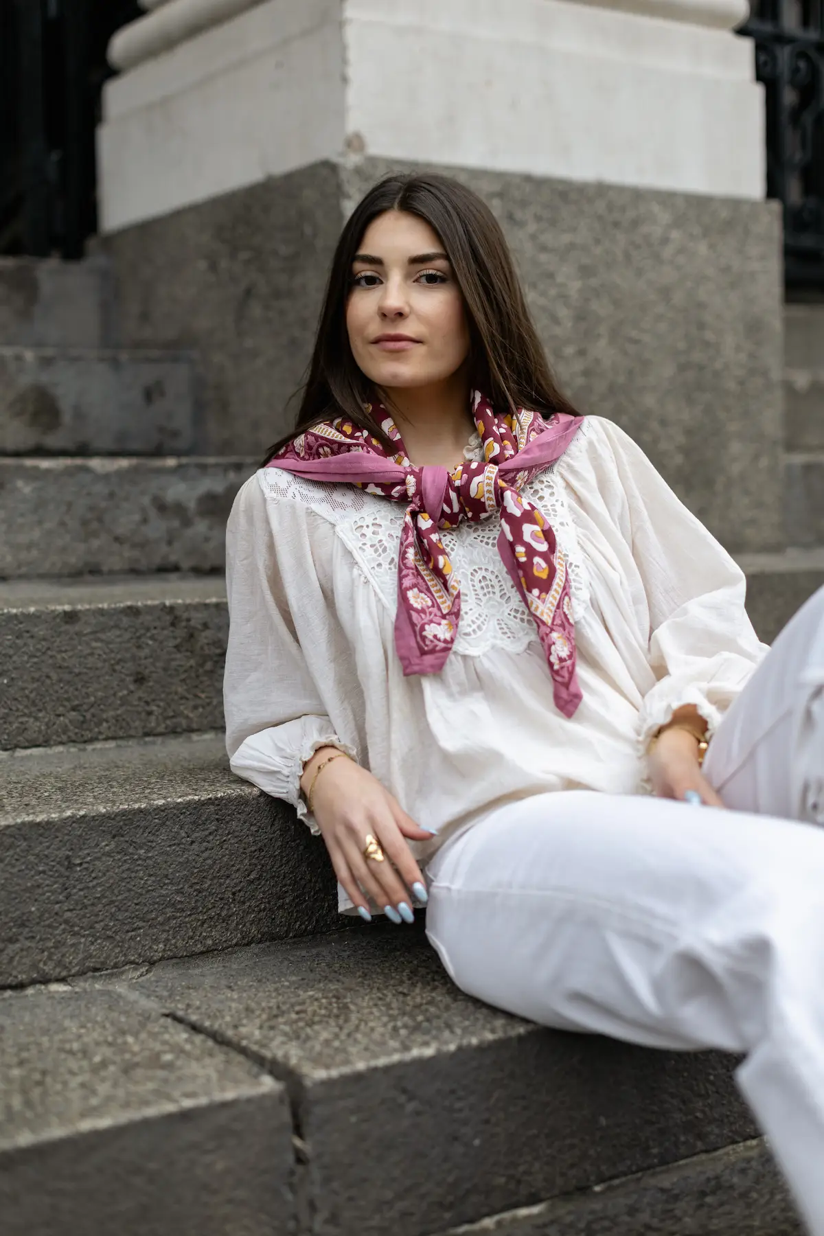 FOULARD ROSA LÉOPARD BORDEAUX EN COTON 100X100 CM - BLOCK PRINT ARTISANAL INDIEN – Image 4