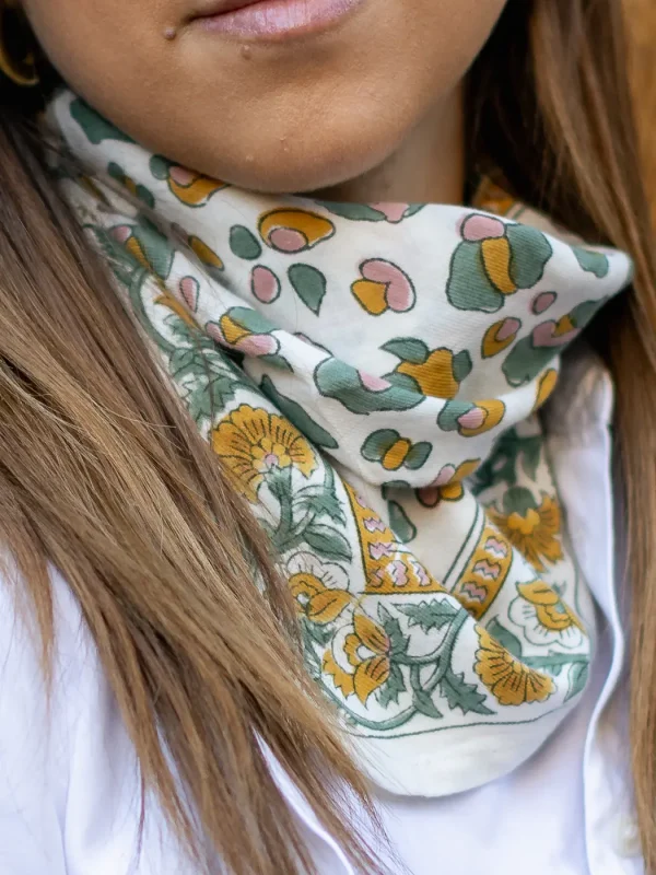 FOULARD ROSA LÉOPARD SAUGE EN COTON 50X50 CM - BLOCK PRINT ARTISANAL