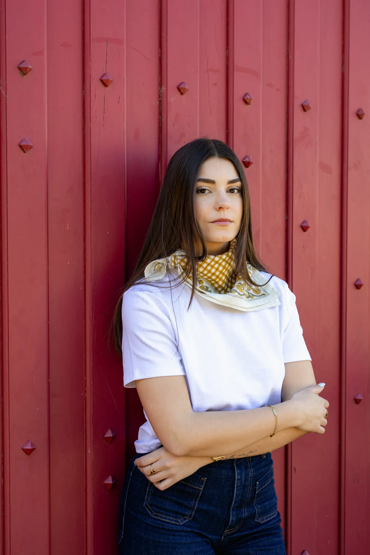 FOULARD JEANNE VICHY OCRE EN COTON 50X50 CM - BLOCK PRINT ARTISANAL – Image 5