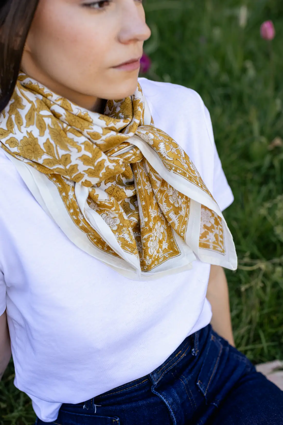 FOULARD SERENA OCRE EN COTON 100X100 CM - BLOCK PRINT ARTISANAL INDIEN