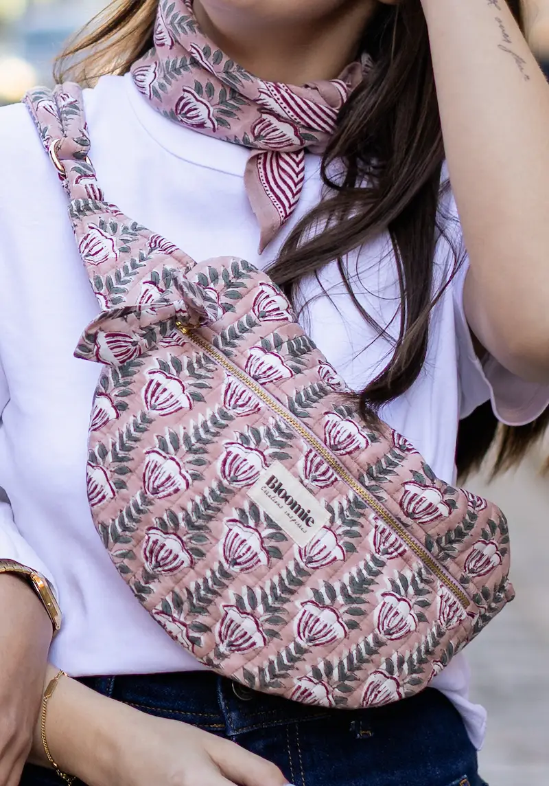 SAC BANANE SIMONE ROSE EN COTON 28X20 CM - BLOCK PRINT ARTISANAL – Image 3
